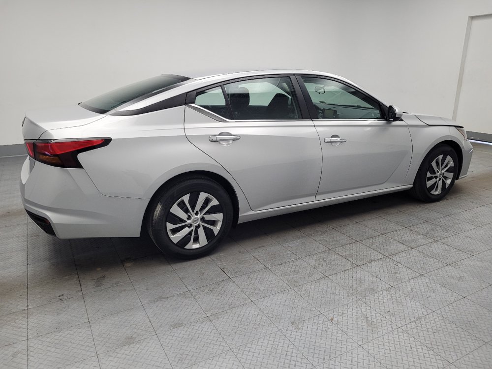 Used 2023 Nissan Altima 2.5 S FWD image 10