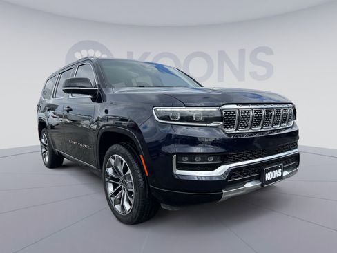 Used 2024 Jeep Grand Wagoneer Series III image 10