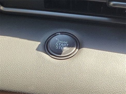 New 2025 Hyundai Elantra Sport w/ Cargo Package image 7