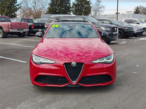 Used 2024 Alfa Romeo Giulia Ti w/ Active Assist Plus Package image 36