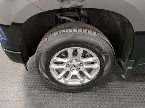 Used 2023 Chevrolet Silverado 1500 RST w/ Protection Package image 7