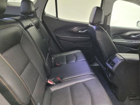 Used 2021 GMC Terrain SLT image 19
