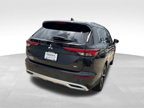 Used 2023 Mitsubishi Outlander SEL AWD/4WD image 5