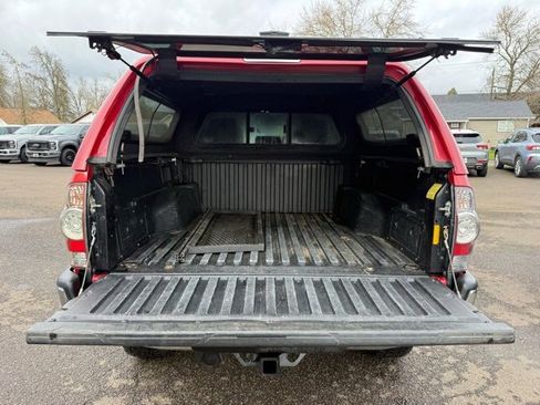 Used 2012 Toyota Tacoma 4x4 Double Cab w/ SR5 Pkg image 15