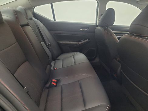 Used 2023 Nissan Altima 2.5 SR w/ SR Premium Package FWD image 19