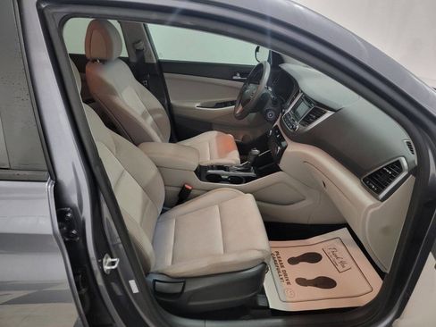 Used 2016 Hyundai Tucson SE w/ Option Group 02 image 23