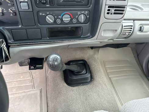 Used 1995 Chevrolet Silverado 2500 2WD Regular Cab image 15