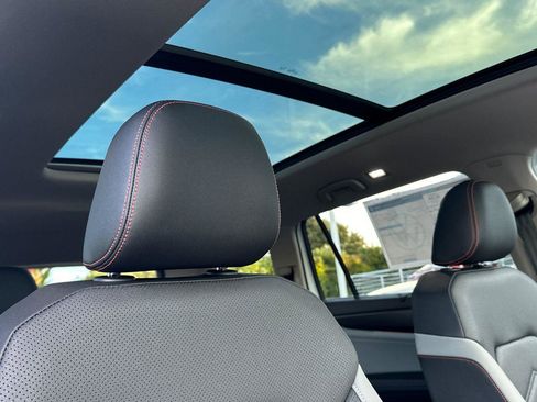 New 2026 Volkswagen Atlas Peak Edition image 17