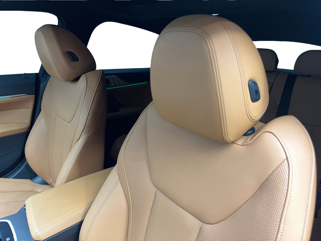 Used 2025 BMW i4 eDrive40 w/ Premium Package RWD image 29