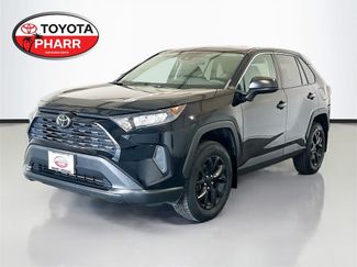 Used 2022 Toyota RAV4 LE FWD video 1
