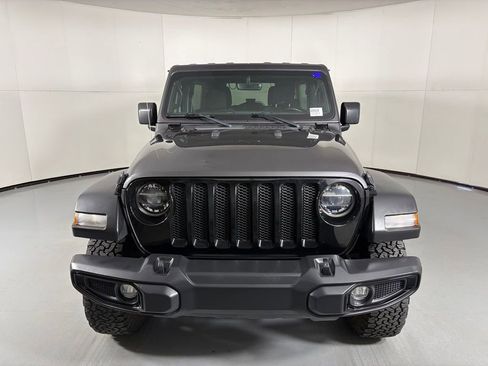 Used 2021 Jeep Wrangler Unlimited Sport AWD/4WD image 3