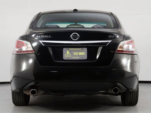 Used 2015 Nissan Altima 2.5 SV image 10