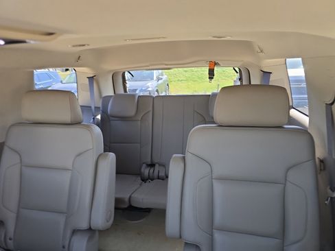 Used 2017 Chevrolet Tahoe LT image 22