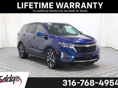 Used 2022 Chevrolet Equinox LT image 1