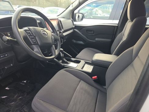 Used 2022 Nissan Frontier S image 3