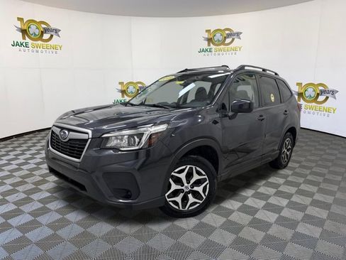 Used 2019 Subaru Forester Premium AWD/4WD image 4