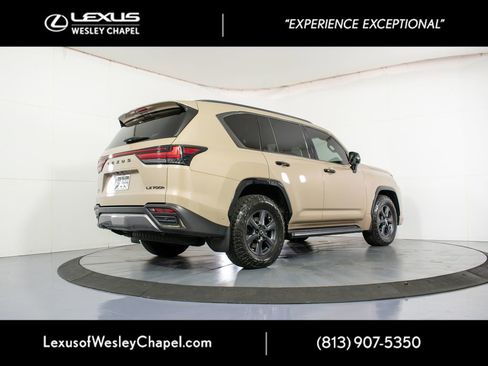 Used 2025 Lexus LX 700h Overtrail image 6