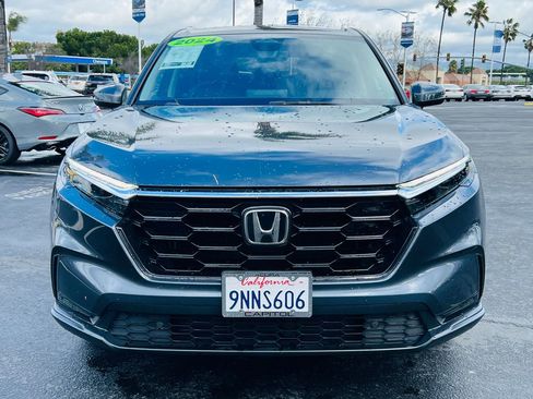 Used 2024 Honda CR-V EX-L image 2