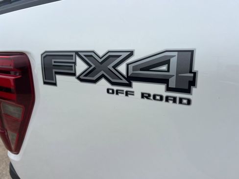 Used 2025 Ford F150 Lariat w/ Equipment Group 501A Mid image 16