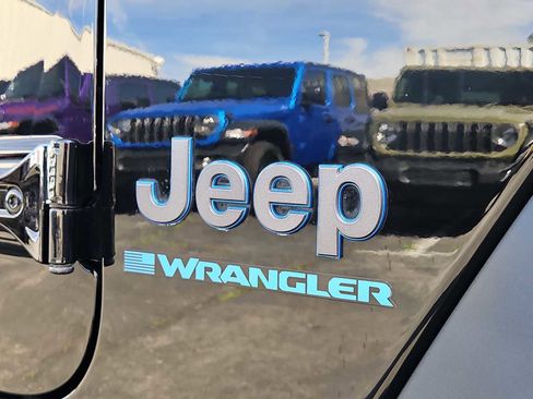 Used 2023 Jeep Wrangler Unlimited Rubicon 4xe w/ Cold Weather Group image 12