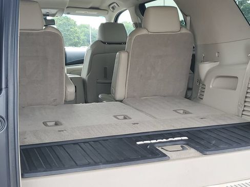 Used 2020 Cadillac Escalade 4WD image 34