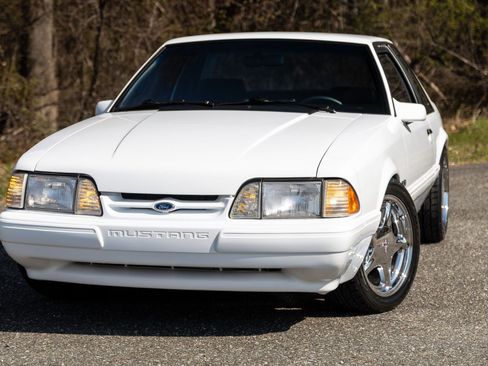 Used 1987 Ford Mustang LX image 2