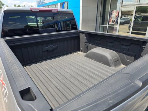 Used 2023 Chevrolet Silverado 1500 LT w/ Safety Package AWD/4WD image 33