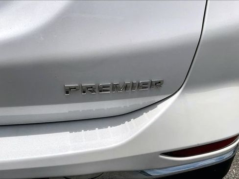 Used 2019 Chevrolet Equinox Premier FWD image 22