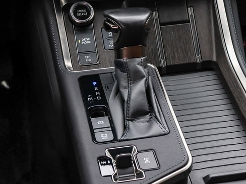 Used 2025 Lexus GX 550 AWD/4WD image 23