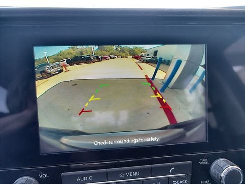 Used 2025 Nissan Frontier S AWD/4WD image 15