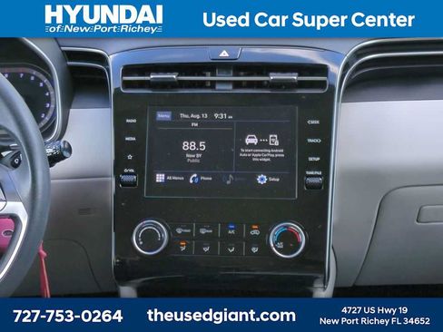 Certified 2022 Hyundai Tucson SE FWD image 18