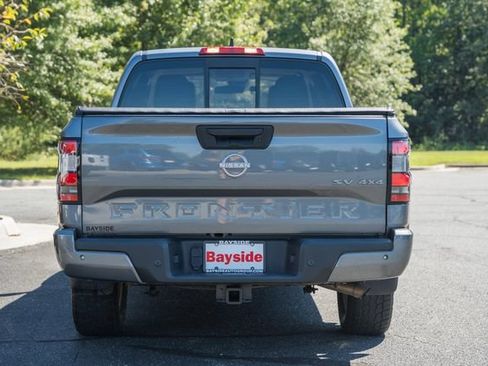 Used 2022 Nissan Frontier SV AWD/4WD image 12