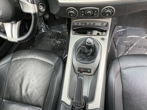 Used 2003 BMW Z4 2.5i image 38