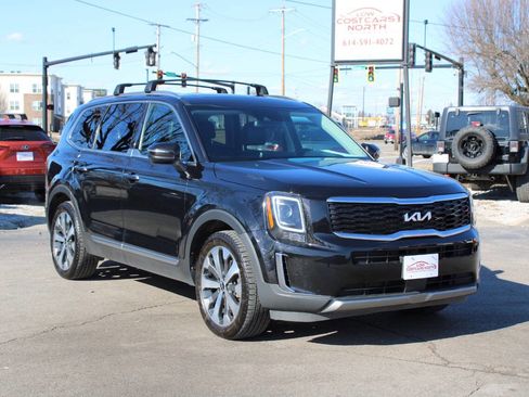 Used 2022 Kia Telluride S image 2