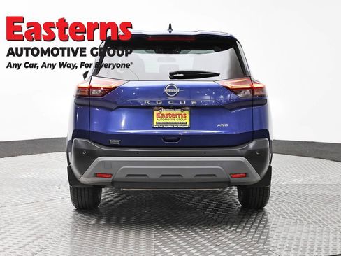 Used 2023 Nissan Rogue S AWD/4WD image 6