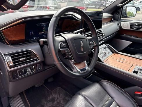 Certified 2024 Lincoln Navigator L Black Label AWD/4WD image 28