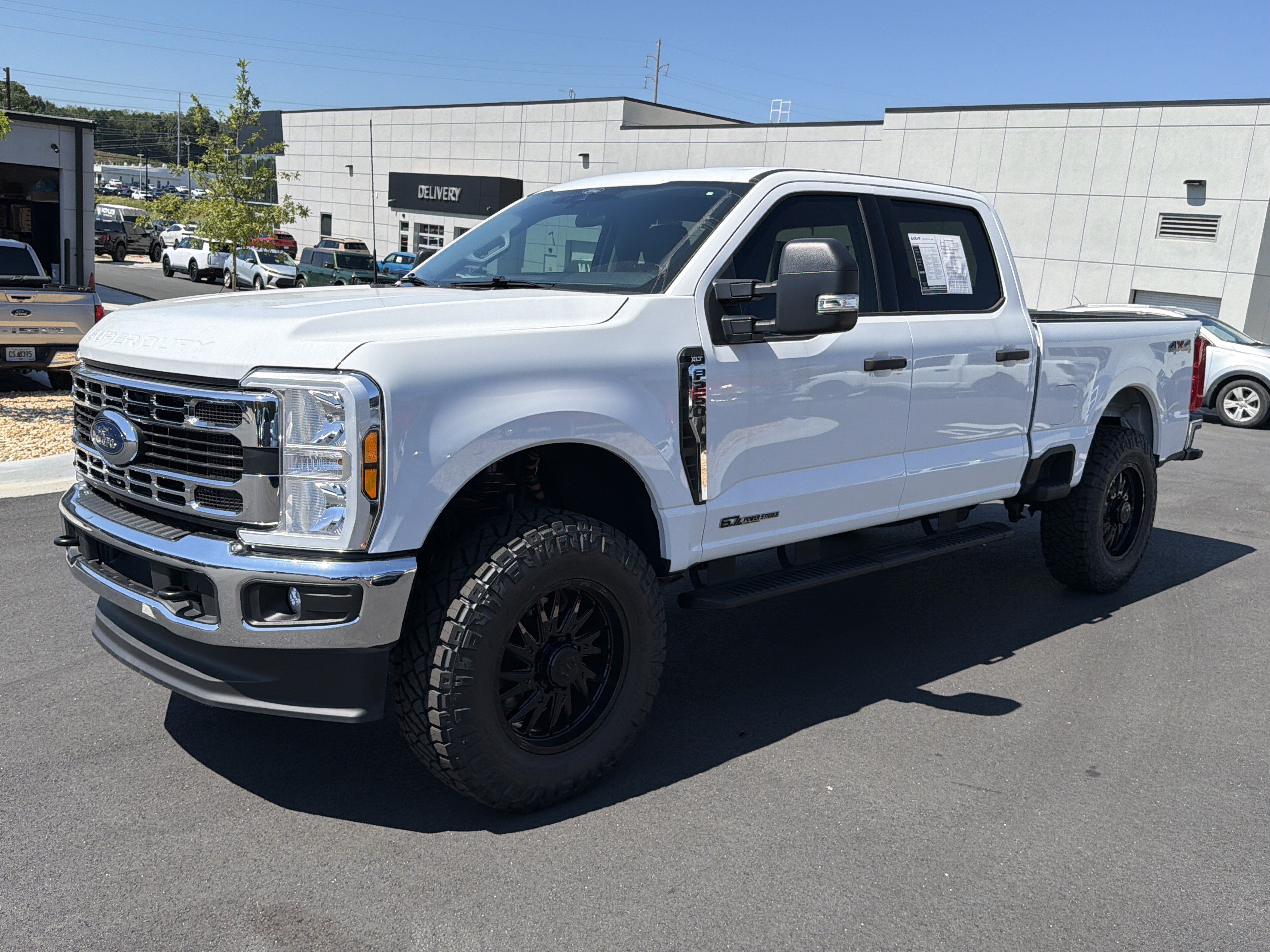 Used 2026 Ford F250 XLT AWD/4WD image 3