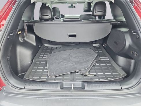 Used 2020 Jeep Cherokee Limited image 37