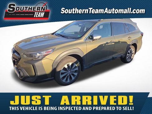 Used 2023 Subaru Outback Touring XT image 1