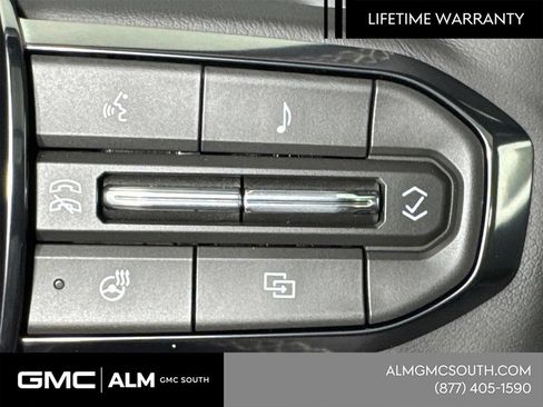 New 2026 GMC Yukon Denali Ultimate w/ LPO, Floor Liner Package AWD/4WD image 29