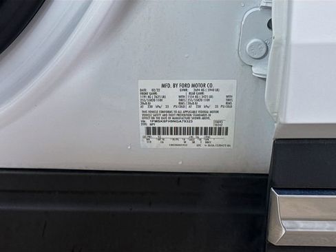 Used 2022 Ford Explorer Limited image 34