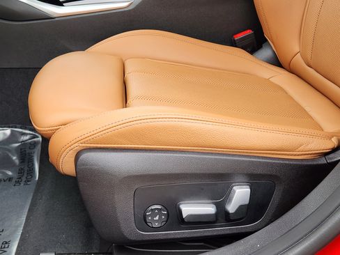 Used 2023 BMW 330i Sedan image 24