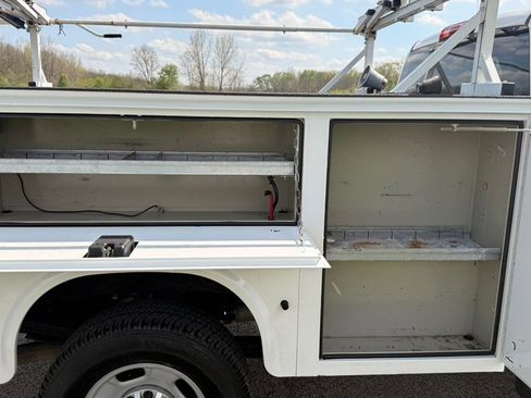 Used 2019 GMC Sierra 2500 4x4 Double Cab w/ Sierra Convenience Package image 14
