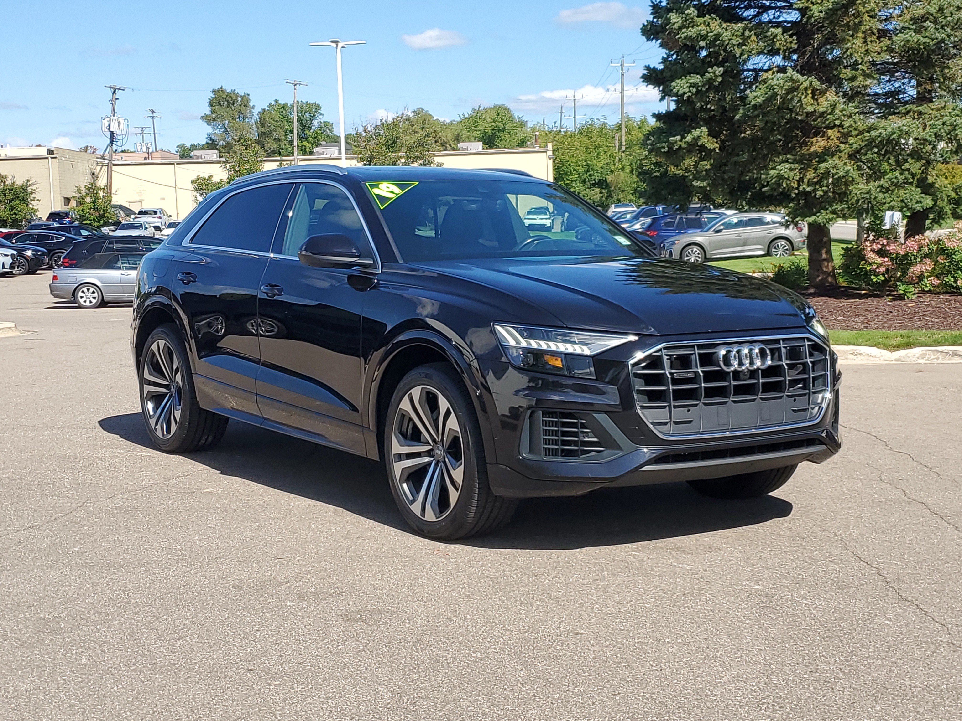 Used 2019 Audi Q8 Prestige w/ Towing Package AWD/4WD image 7