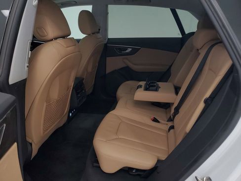 Used 2019 Audi Q8 Premium w/ Convenience Package image 22
