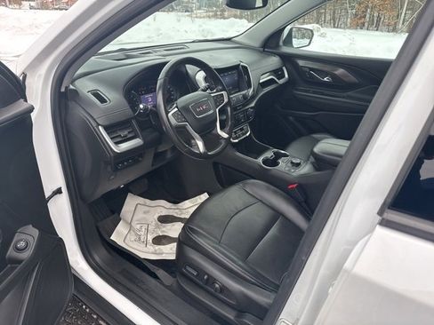 Used 2022 GMC Terrain SLT w/ Tech Package image 18