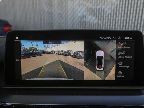 Used 2023 BMW M5 image 21