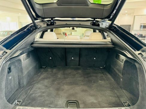 Used 2022 BMW X6 M50i w/ Executive Package image 7