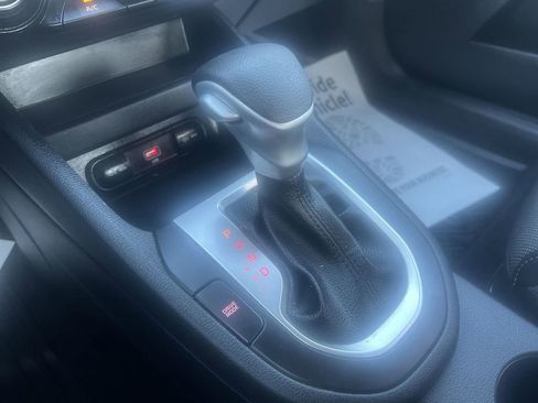 Used 2023 Kia Forte LX image 18