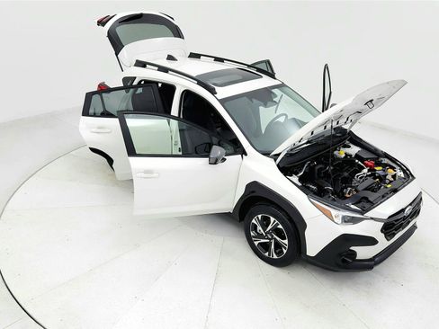 Used 2025 Subaru Crosstrek 2.0i Premium AWD/4WD image 24